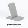 chaises gris pâle / light gray chair